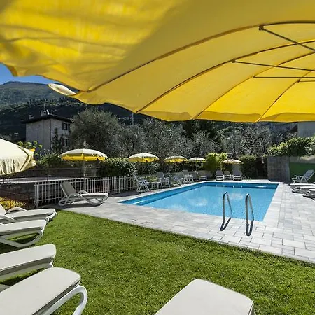 Garni Ischia 3*